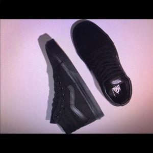 Sk8 Hi Slim Black Rivets